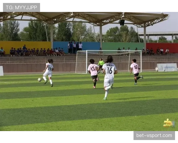 任意球未鸣哨开球，判罚规则到底怎么算？